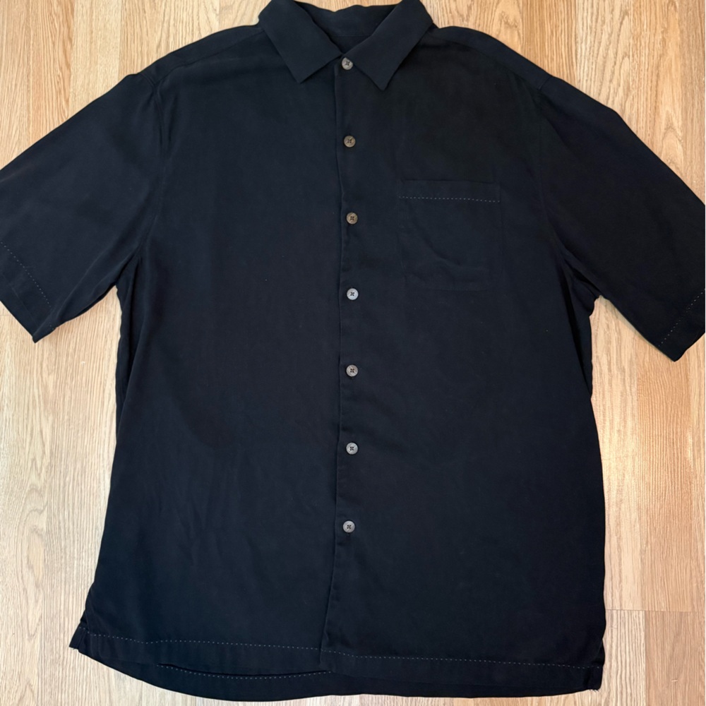 Tommy Bahama 100% silk Button-Up Shirt